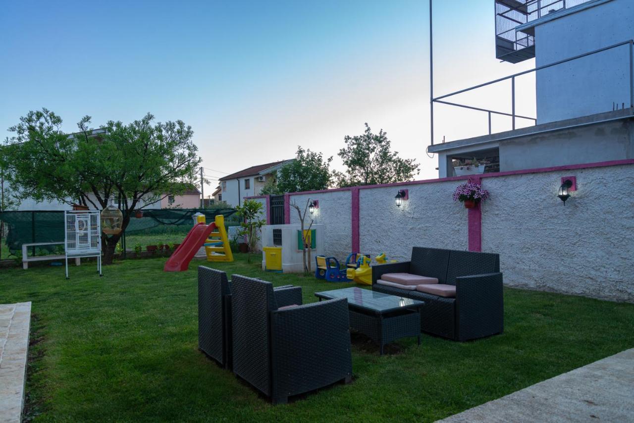 Apartman Mona Podgorica Kültér fotó