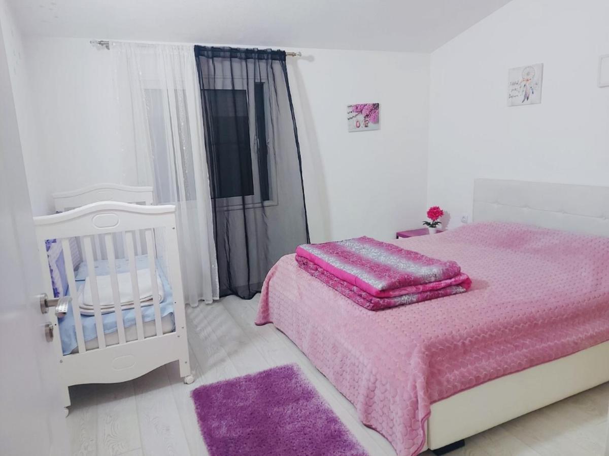 Apartman Mona Podgorica Kültér fotó